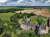 REMARQUABLE CHATEAU I.M.H. — photo 2