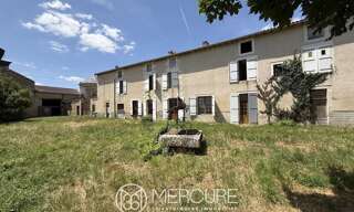 Maison 8 Pièces 327 m² à vendre à Poitiers (86000)
