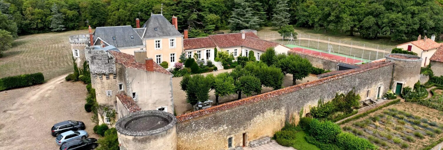 Maison 20 Pièces 800 m² à vendre à Poitiers (86000)