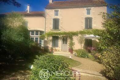 Maison 8 pièces 810900 €