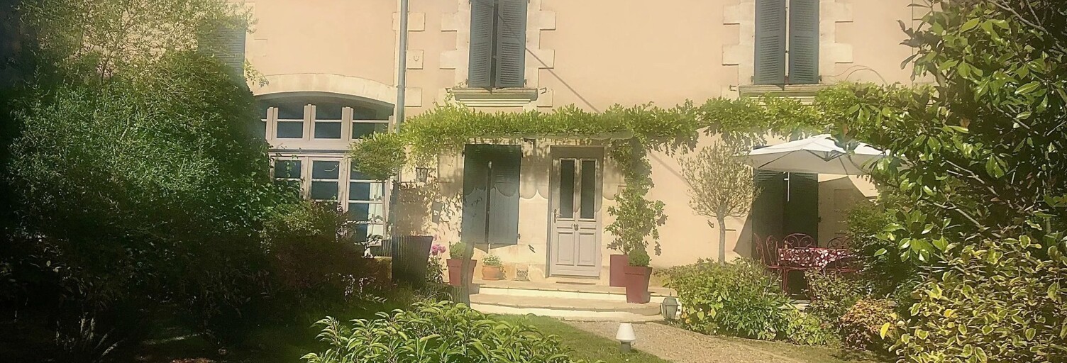 Maison 8 Pièces 284 m² à vendre à Buxerolles (86180)