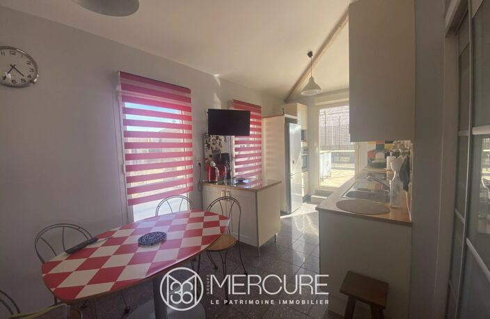 APPARTEMENT T4 AVEC TERRASSE ET GARAGE (ASCENSEUR) — photo 4