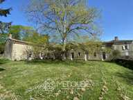 Propriété XIXe siècle, parc clos de murs — photo 4