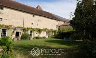 Maison 11 Pièces 390 m² à vendre à La Mothe-Saint-Héray (79800)