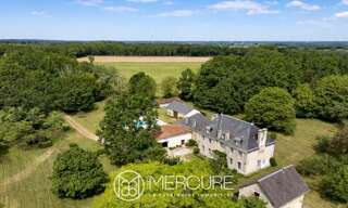 Maison 16 Pièces 439 m² à vendre à Gençay (86160)