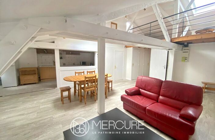 POITIERS-PLATEAU, APPARTEMENT EN DUPLEX DE TYPE 4/5 — photo 3