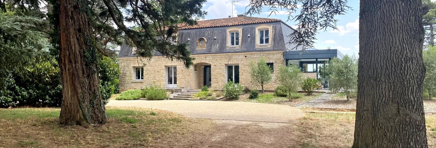 Maison 8 Pièces 289 m² à vendre à Poitiers (86000)