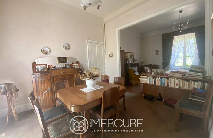 PROCHE MONTMORILLON, MAISON DE MAITRE XIXe AVEC COMMUNS — photo 4