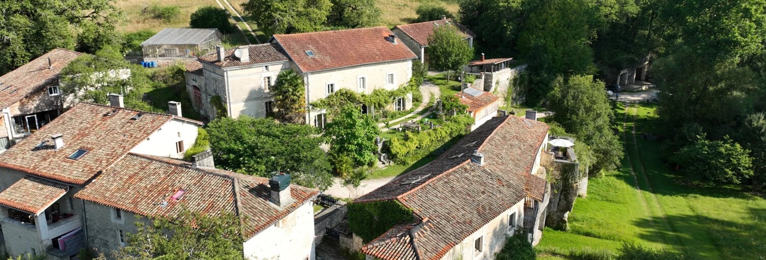 Maison 32 Pièces 1200 m² à vendre à Angoulême (16000)