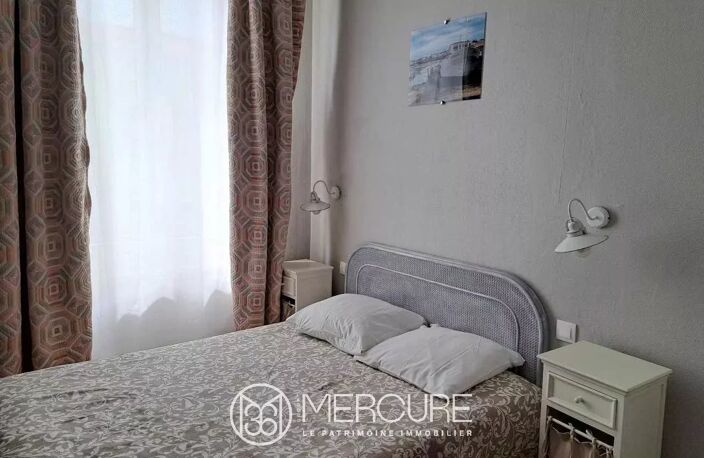HOTEL RESTAURANT DANS STATION BALNEAIRE — photo 4
