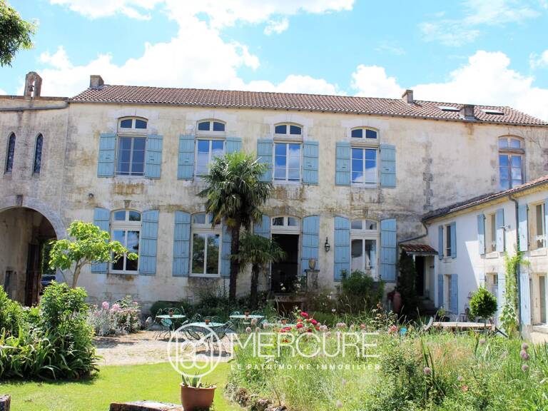 LOGIS ET SES DEPENDANCES — photo 1
