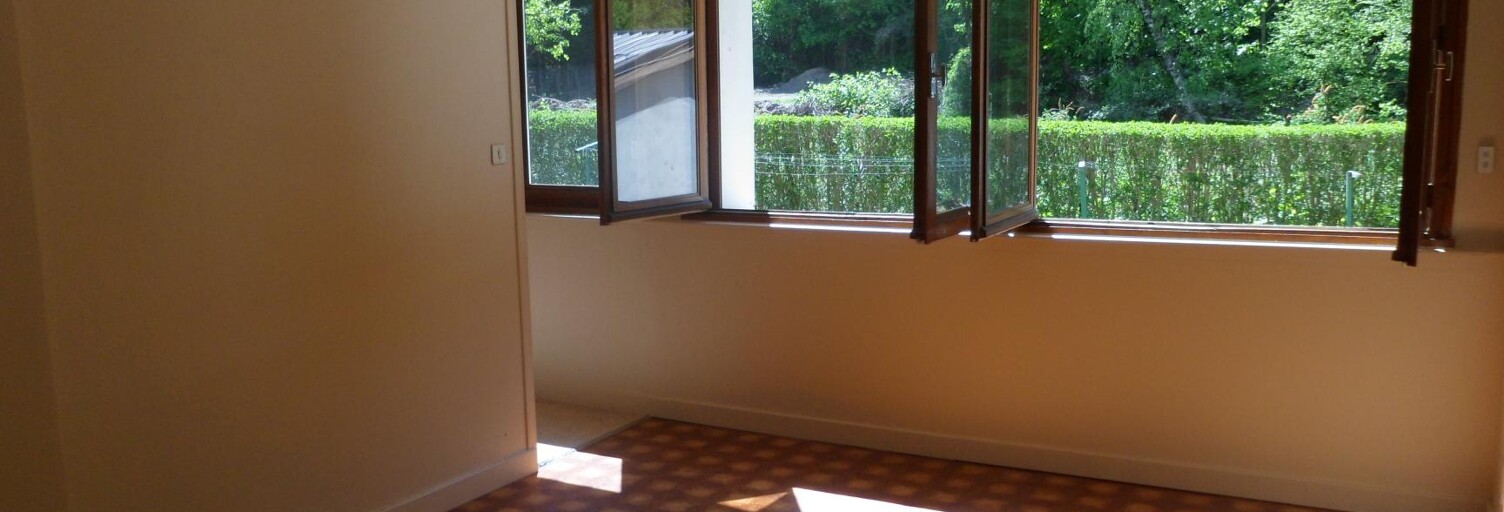 Appartement 2 Pièces 53 m² à louer à Salins-Fontaine (73600)