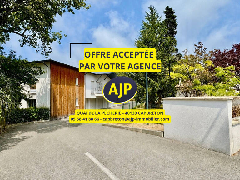 T2 RECENT DERNIER ETAGE AVEC PARKING — photo 1