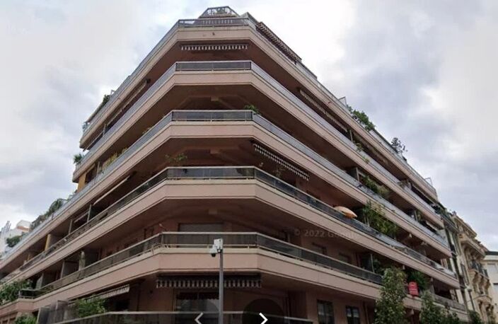 LIBERATION - GARAGE fermé - accès facile et sécurisé - 36.000 eu — photo 2