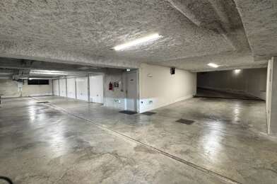 Garage  400 €