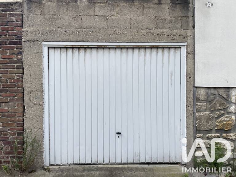 Vente Garage 11 m&sup2; — photo 1