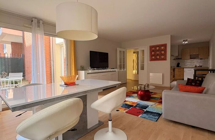 Appartement T2 au centre-ville d'Albi, à deux minutes à pied de la place du Vigan. — photo 3