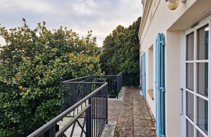 Magnifique Maison Cergy Port 9P 7ch 234m2 — photo 5