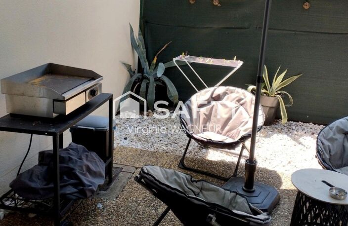 En RDJ appartement avec terrasse et parking privé. — photo 3