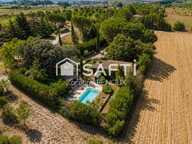 Cucuron  Maison en pierre avec piscine sur 3 231 m², au cœur du Luberon — photo 3