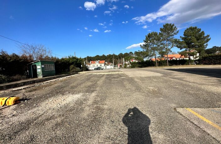 depot industruel de 3000 m² environ sur un hectare — photo 5