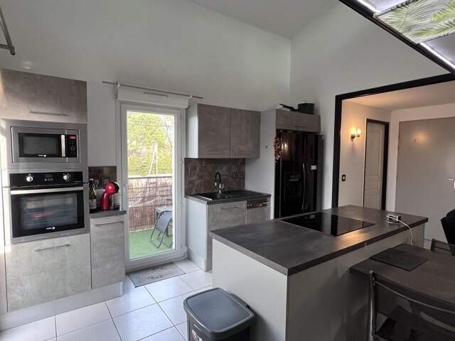 Appartement 3 pièce en duplex avec terrasse d'angle — photo du bien