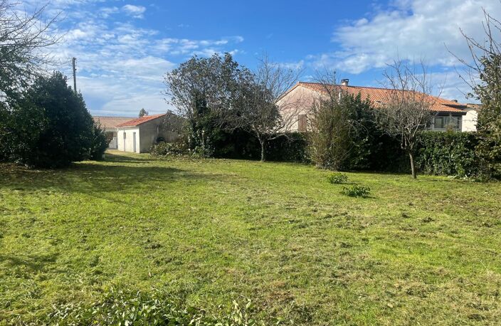Terrain constructible de 527 m² avec CU — photo 2