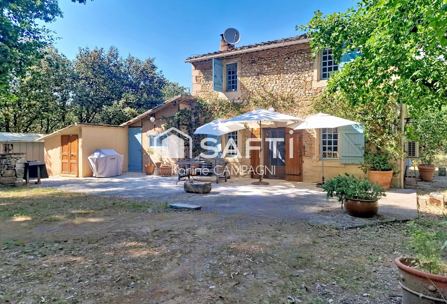 Oppède : cabanon de charme en nature — photo 1