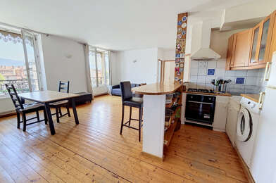 Appartement 4 pièces 275000 €