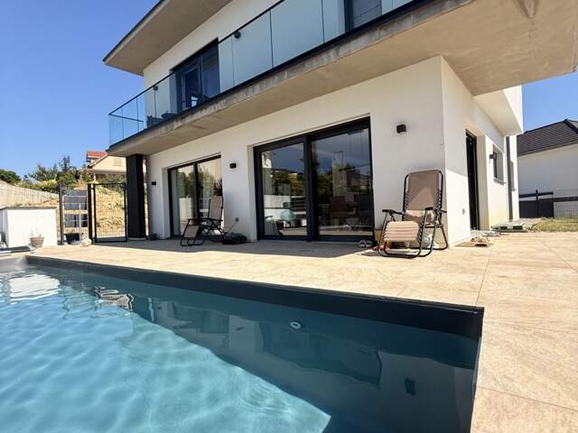Réf: 11180*** Sect. Hagenthal, Hégenheim: Villa très moderne env. 150 m² — photo du bien