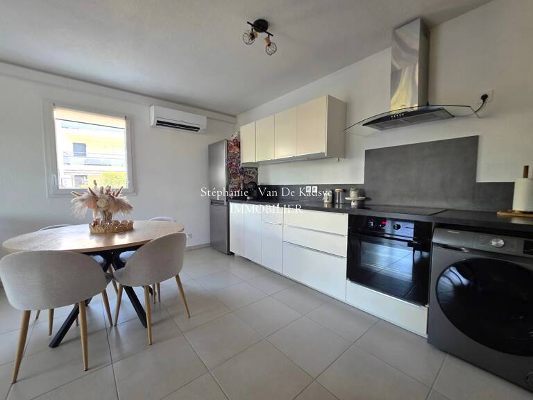 APPARTEMENT - REZ DE JARDIN -  2 chambres - jardin  - parking — photo 1