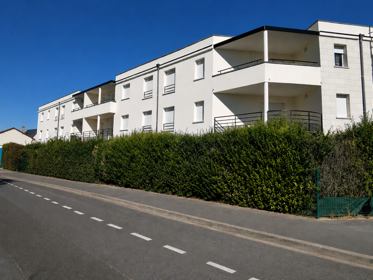 REIMS   T3 AVEC JARDIN PRIVATIF ET TERRASSE — photo 1