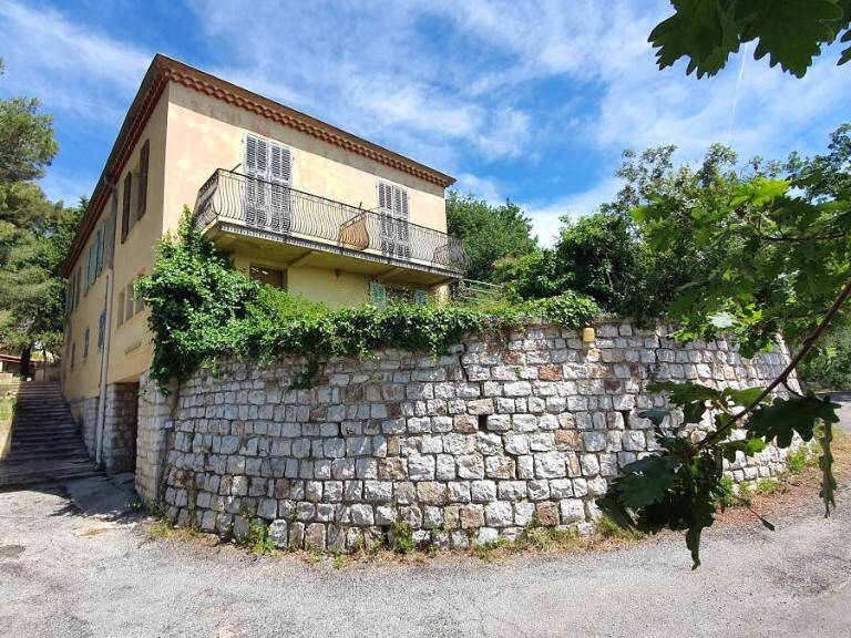 Maison 5 pièces 256 m² — photo 1