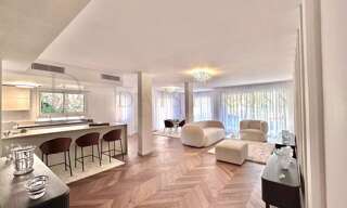 Appartement 6 Pièces 250 m² à vendre à Roquebrune-Cap-Martin (06190)