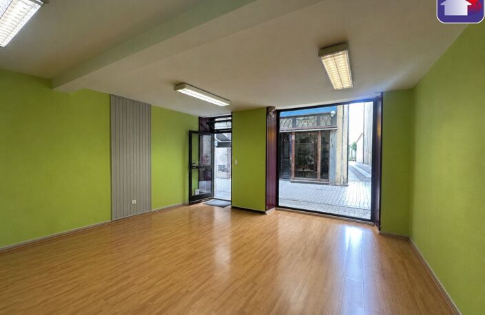 Location commerce  44 m² à Foix (09000) — photo 2