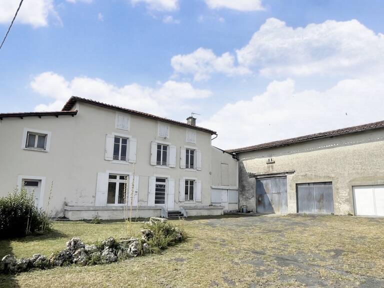 Vente Maison/villa 7 pièces — photo 1