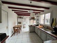 HAUT DE LESCAR - Maison 6 pièce(s) 150 m2 avec piscine garage carport terrain 1282m² — photo 4