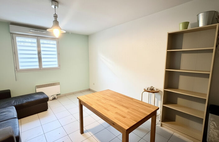 Appartement Marseille 2 pièce(s) 40.01 m2 — photo 2