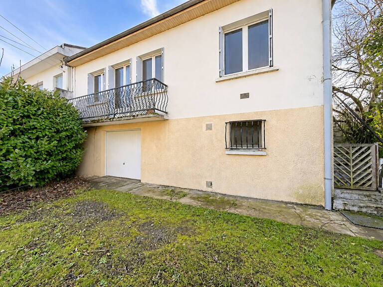 PORTET SUR GARONNE - Village - Maison de 90,8 m2  avec jardin de 476m2 , double garage et atelier — photo 1