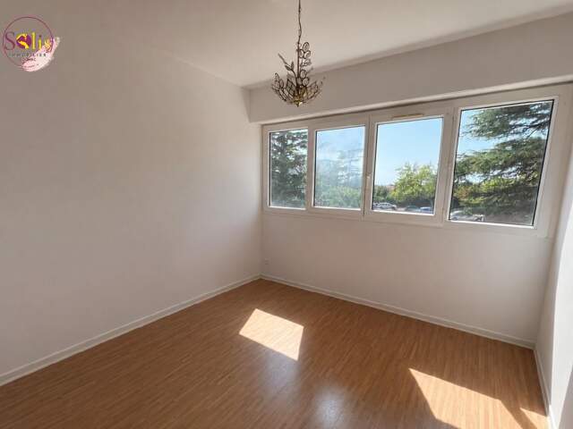 Appartement 4 pièces 67 m² à Cognac — photo du bien