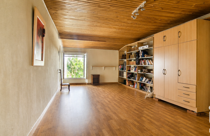 Vente Garage 74 m&sup2; — photo 3