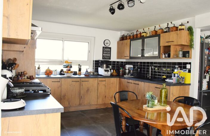 Vente Maison traditionnelle 7 pièces — photo 4