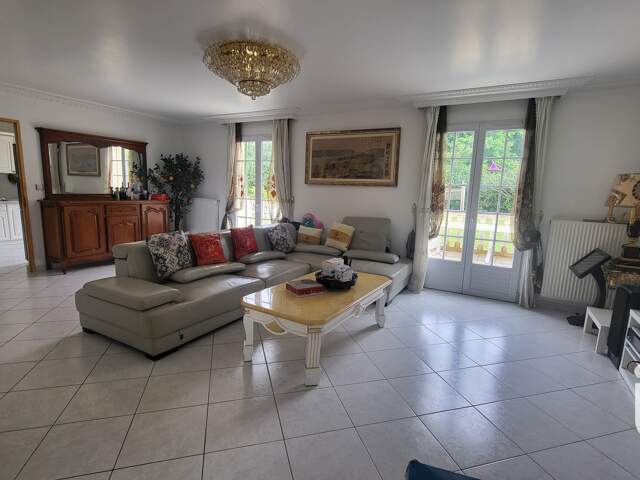 Vente Maison/villa 7 pièces — photo du bien