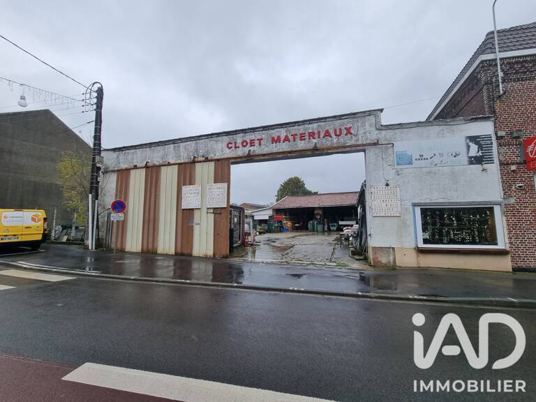 Vente Surface diverse 858 m&sup2; — photo 1