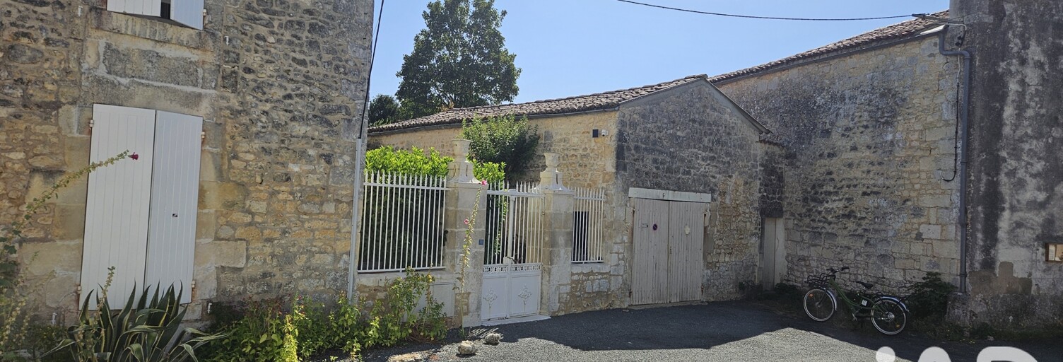Garage  36 m² à vendre à Taillebourg (17350)
