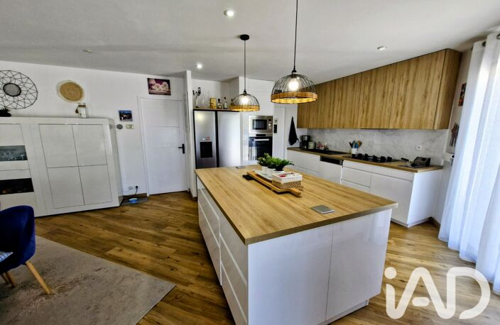 Vente Maison/villa 6 pièces — photo 3