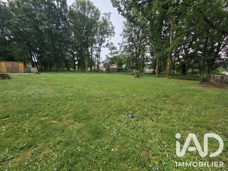 Vente Terrain 752 m&sup2; — photo 1