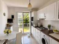 Grand T2 de 60 m2 avec cuisine indépendante, balcon, cave et parking — photo 3