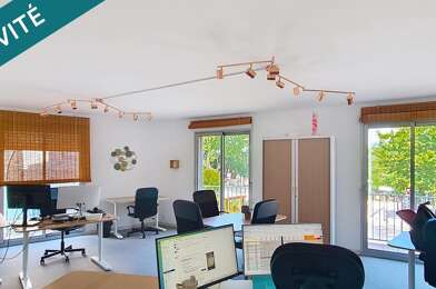 Bureau  439000 €