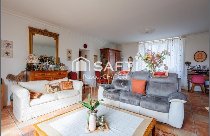 Superbe maison en pierre : centre bourg Etrelles - 228 m² - Habitation & Activité — photo 3